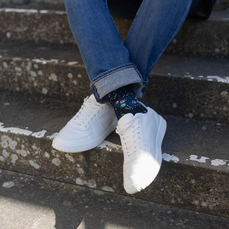 men man socks sock wearing autumn winter peper harow luxury suit smart casual style look black floral ayame