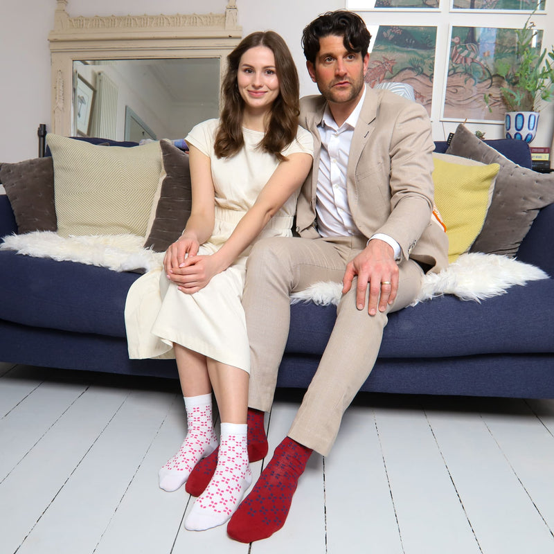 Cambridge Men's Socks - Burgundy