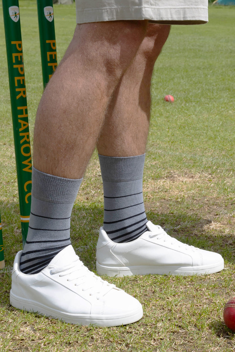 Retro Stripe Men's Socks - Grey