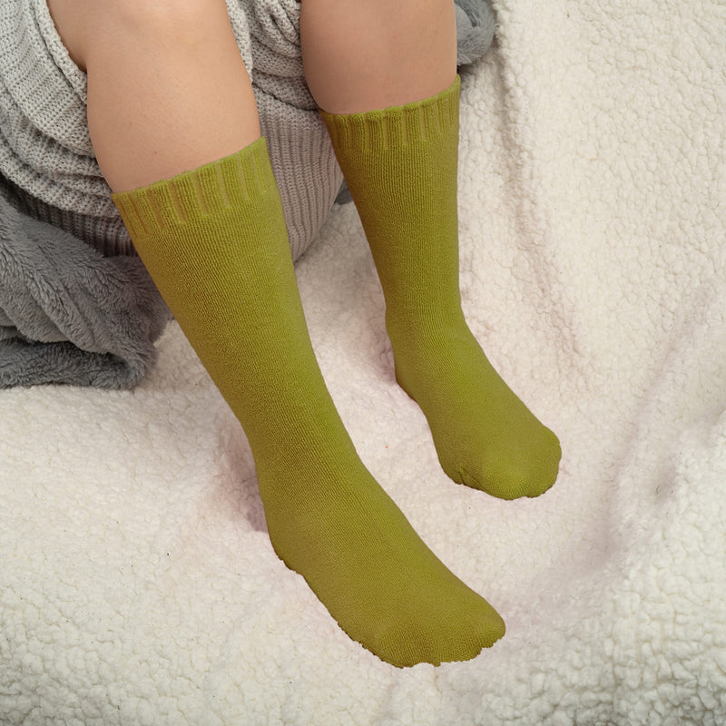 Gerippte Damen-Bettsocken mit Bündchen - Grün
