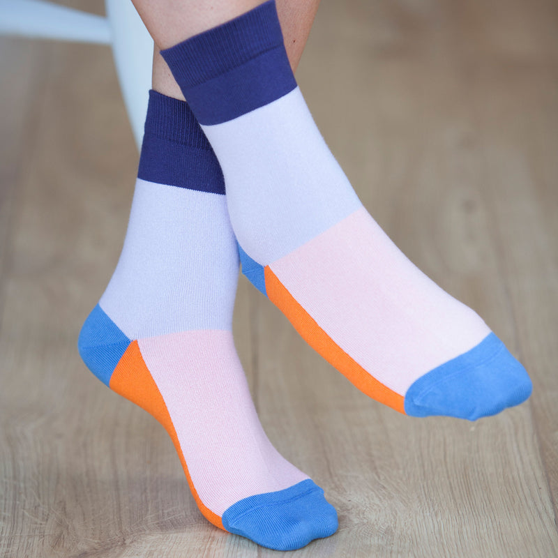 Victoria Women's Socks - Lavender