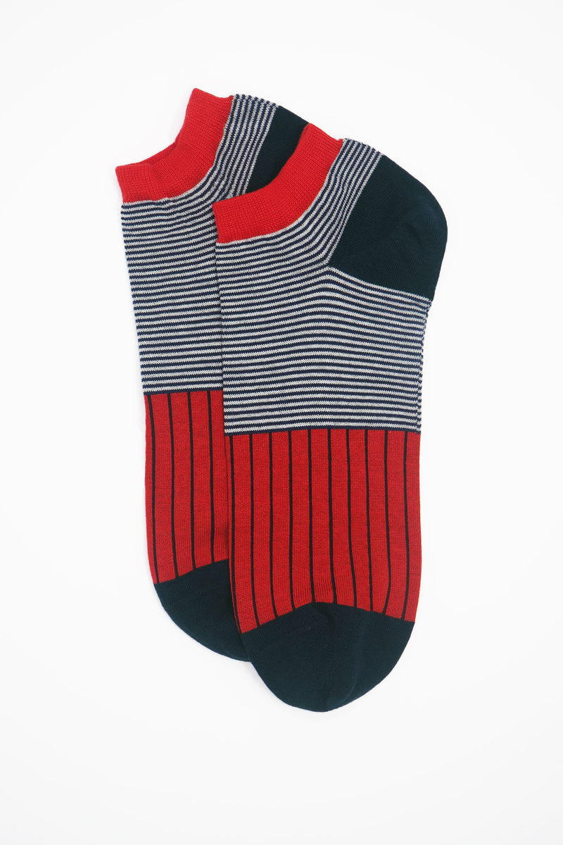 Peper Harow Scarlet oxford stripe egyptian cotton men's luxury trainer socks with navy heel, toe and horizontal stripes around the ankle contrasting with white stripes and blue vertical stripes down the foot