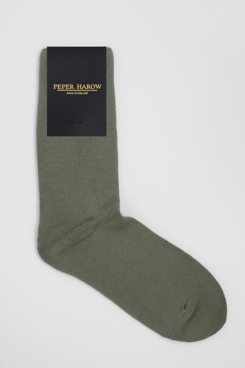 Peper Harow men's grey Plain luxury bed socks in packaging