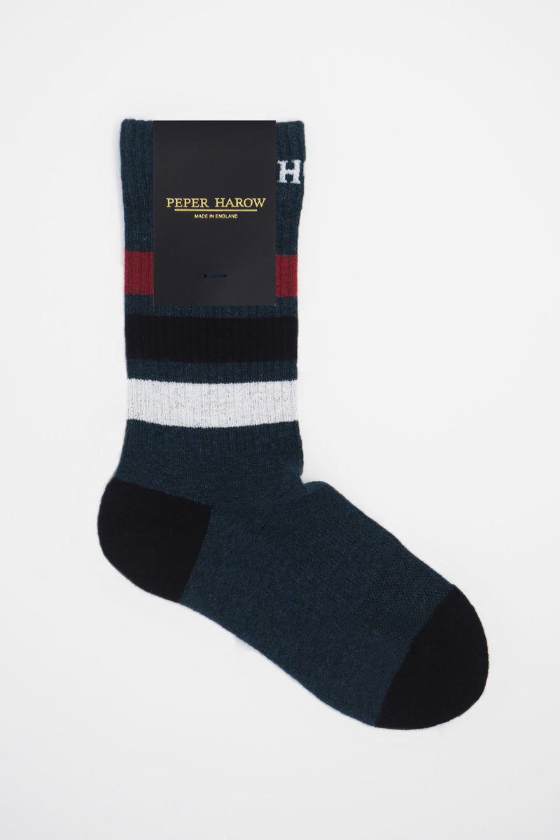 Peper Harow navy organic cotton men's sport socks in packaging