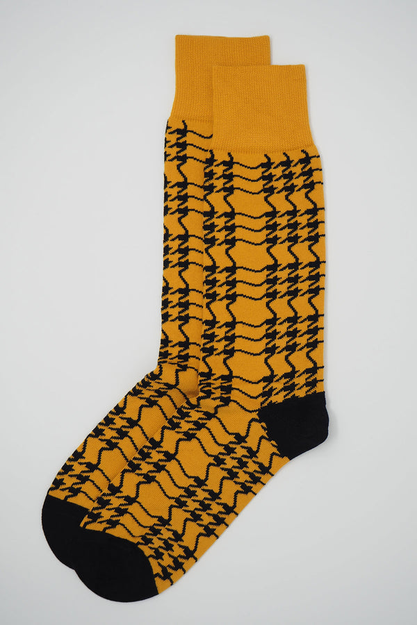 Peper Harow butterscotch Houndstooth men's luxury socks