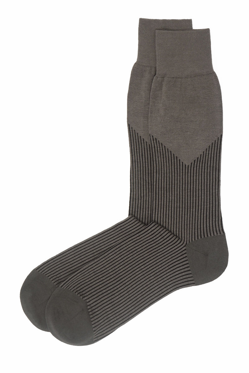 Two pairs of Peper Harow grey V-Stripe men's luxury socks